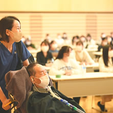 看護学校への講義活動