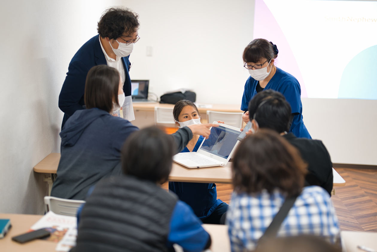 訪問看護ステーション管理者　西尾 まり子